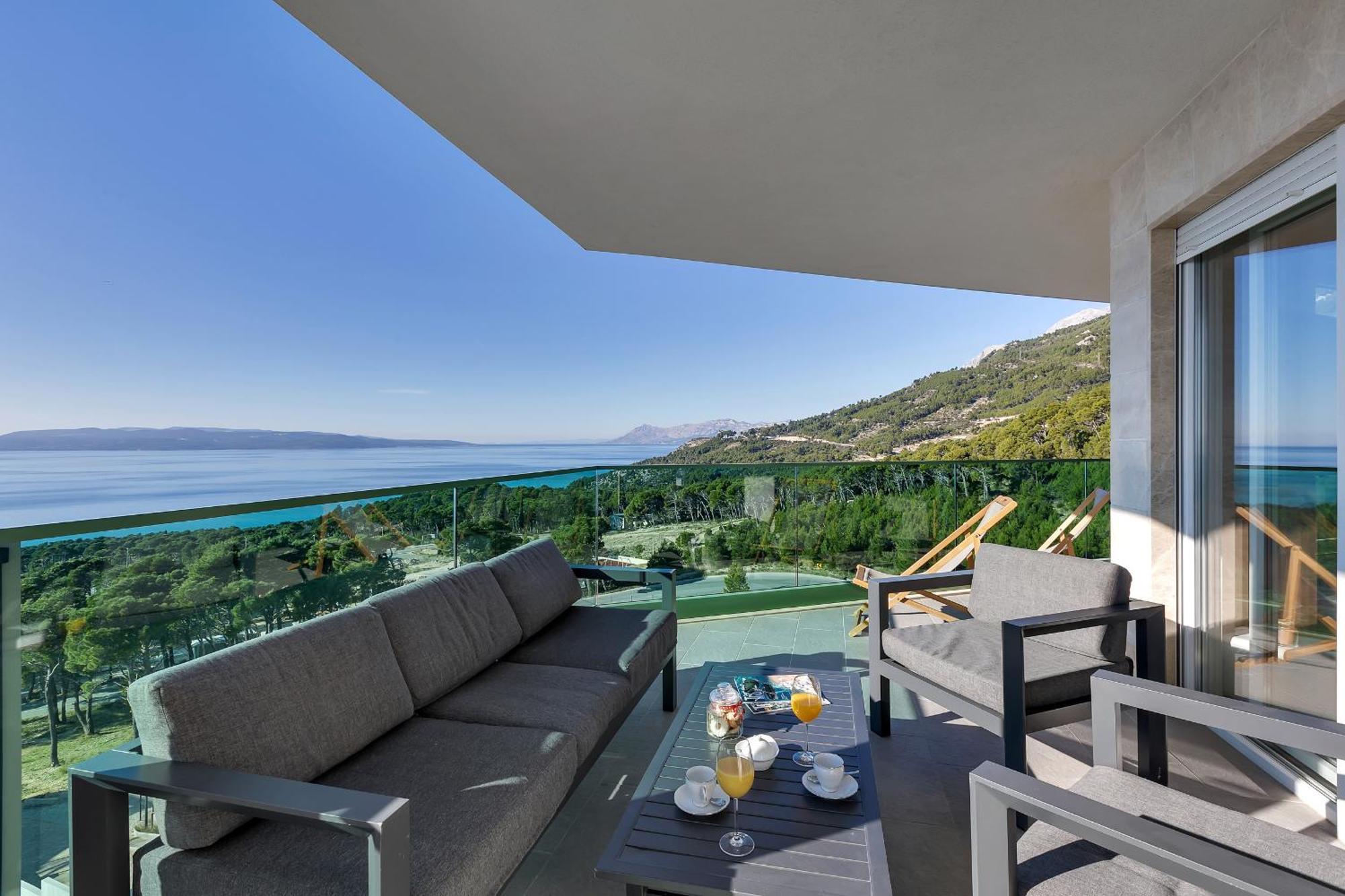Ferienwohnung Exclusive Penthouse Big Blue With Private Jacuzzi Makarska Exterior foto